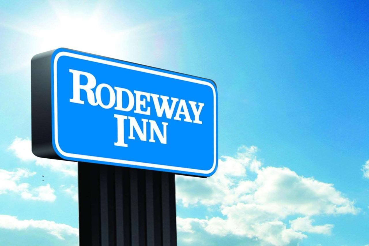 Rodeway Inn Harlan Exteriör bild