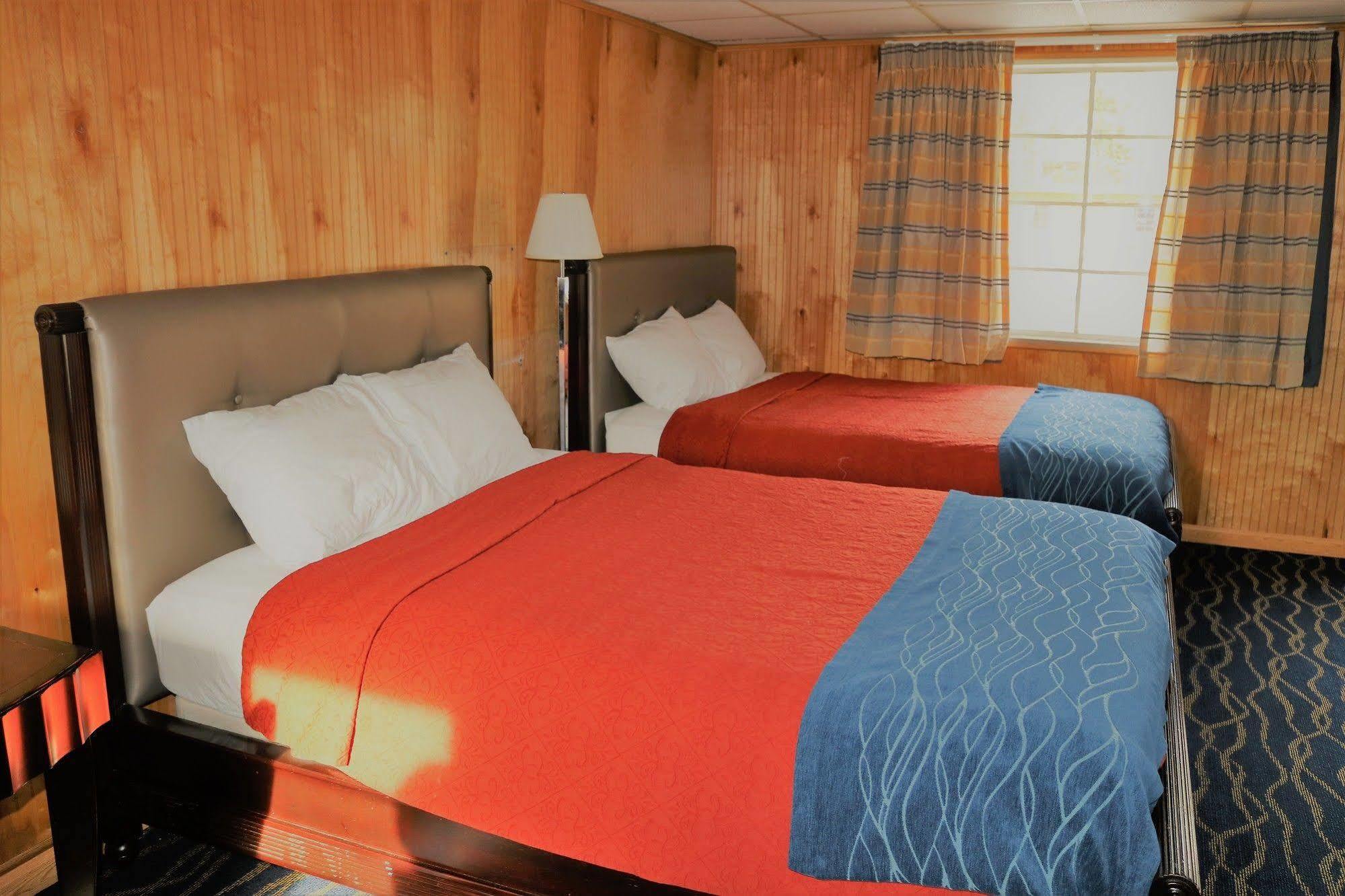 Rodeway Inn Harlan Exteriör bild